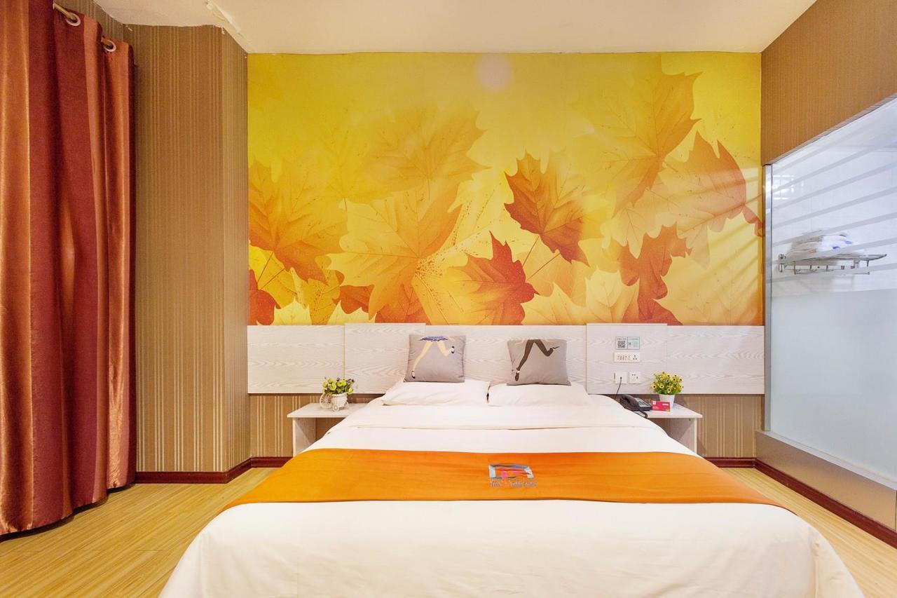 Pai Hotel Chengdu North Railway Station מראה חיצוני תמונה