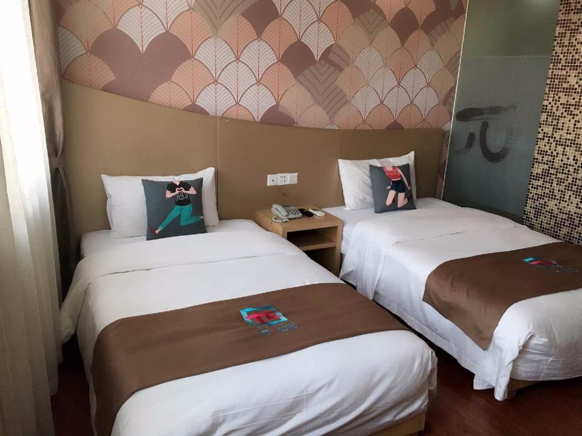 Pai Hotel Chengdu North Railway Station מראה חיצוני תמונה
